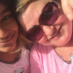 Meet your Posher, Eva